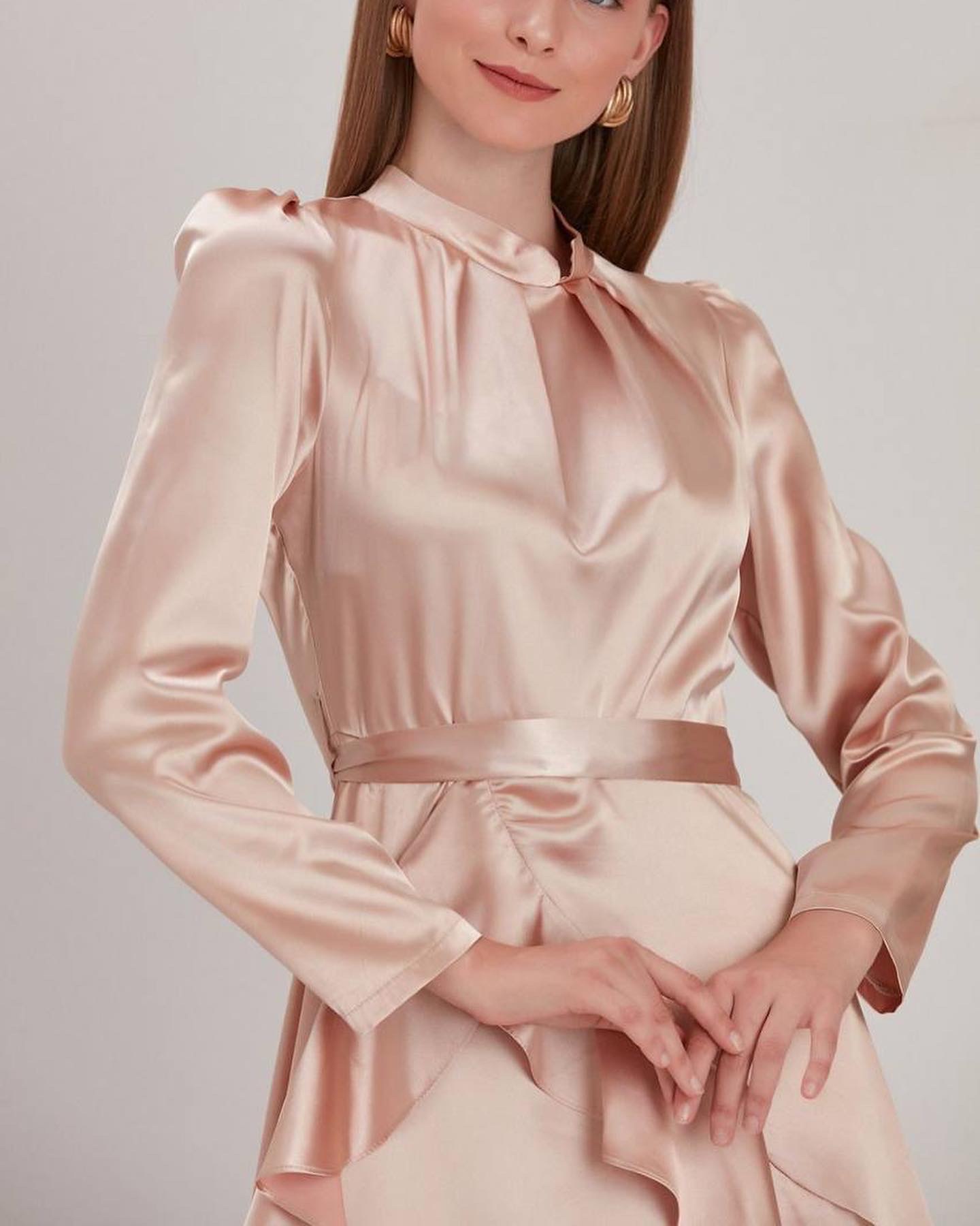 SATIN SLANTED FRILL - Image 3