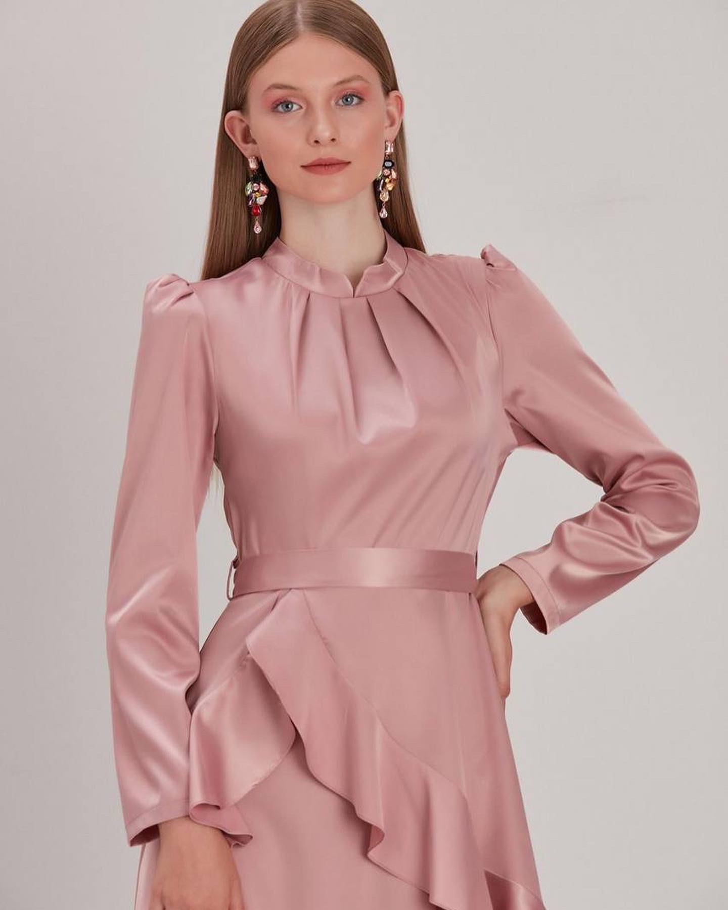 SATIN SLANTED FRILL - Image 5