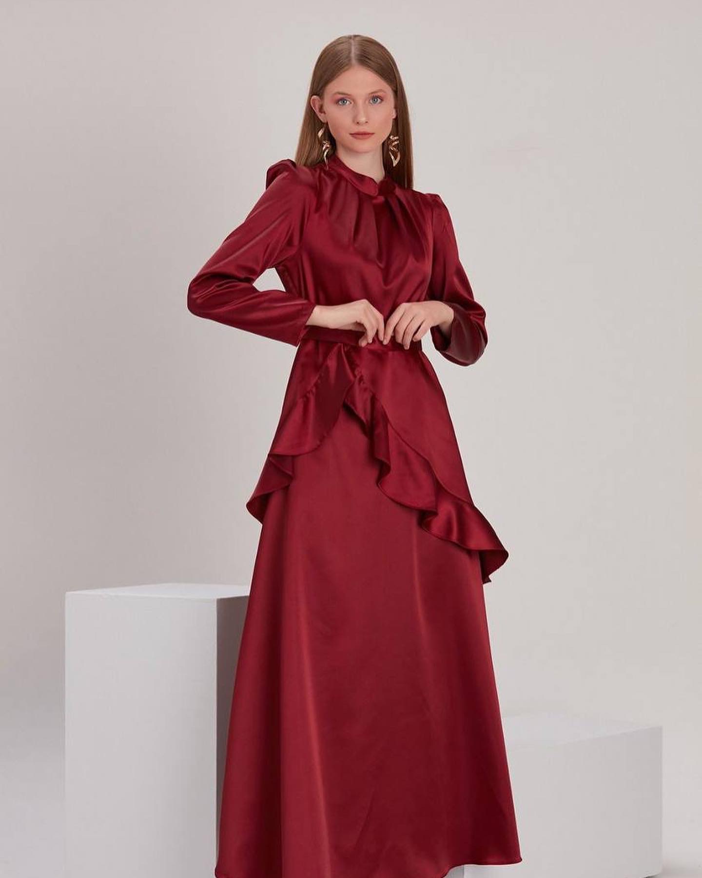 SATIN SLANTED FRILL - Image 7