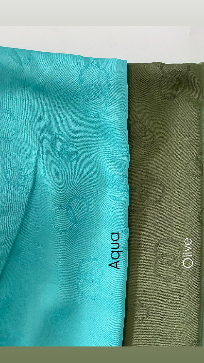 Double circle self embossed scarf - Image 2