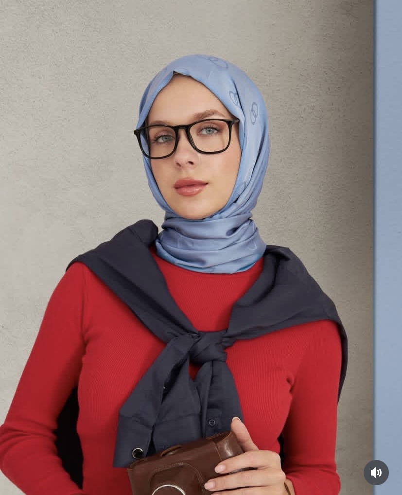 Double circle self embossed scarf - Image 5