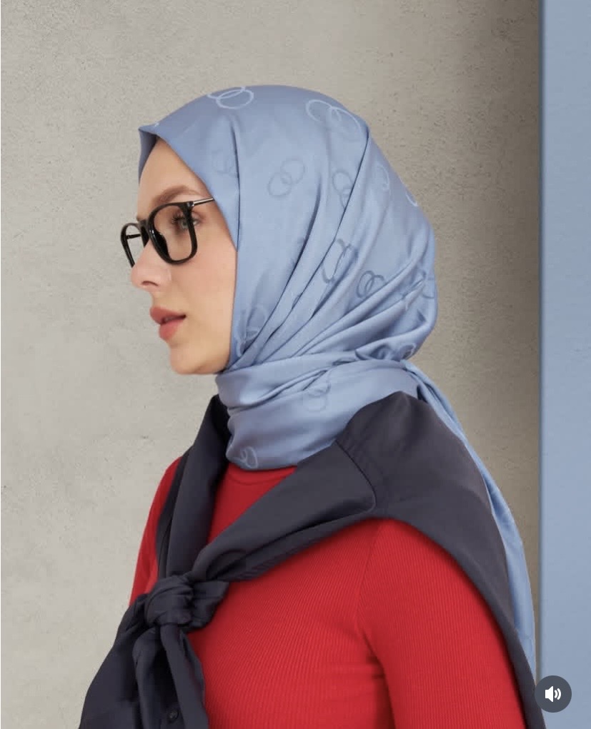 Double circle self embossed scarf - Image 6
