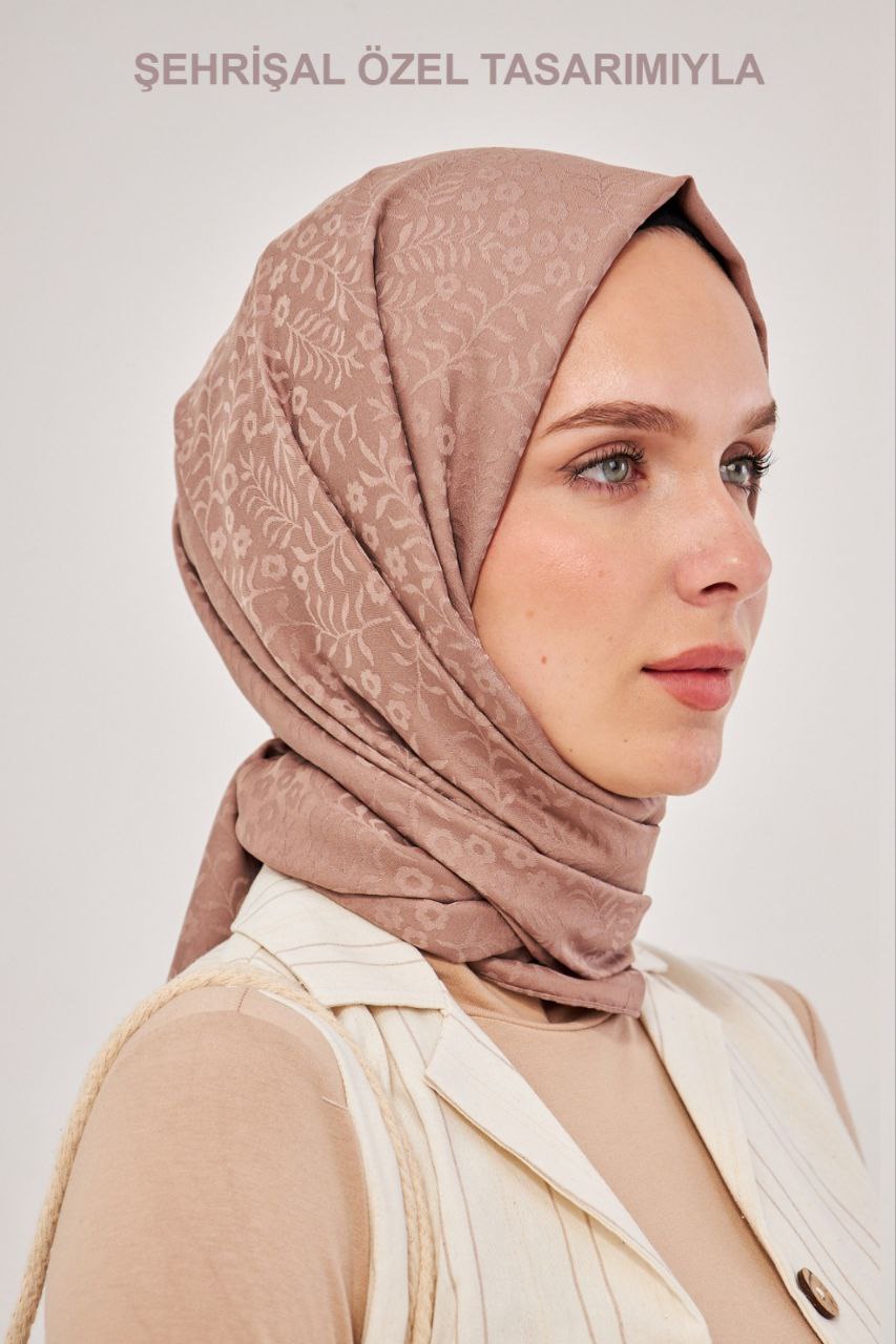 Daisy self embossed scarf